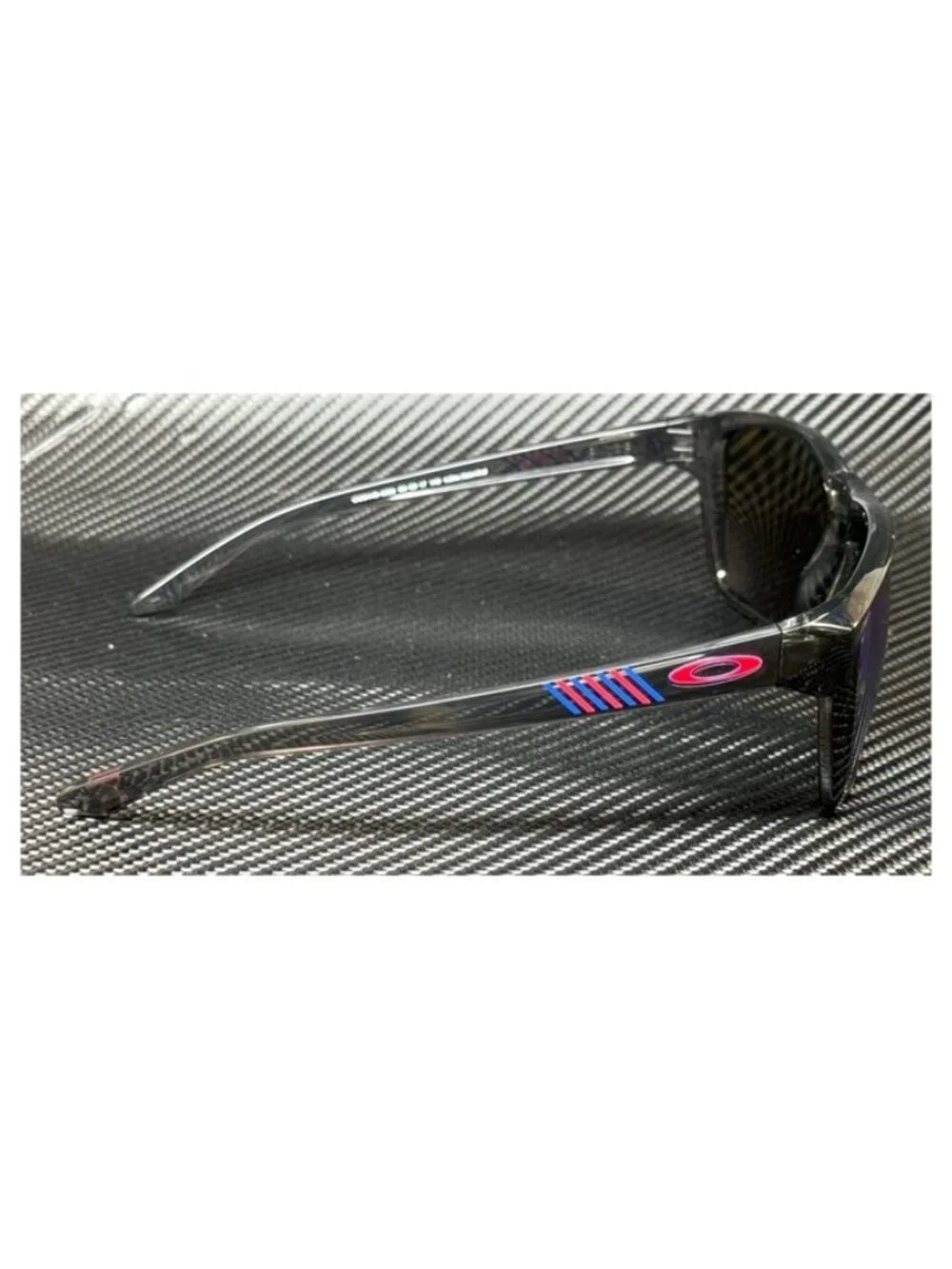 New Oakley Men Grey Smoke Sunglasses 60-17-140